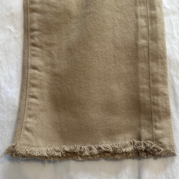 Good American Good Classic Khaki Pants *NWT* - Picture 4 of 8